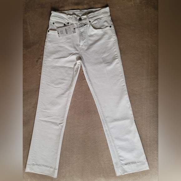 Zara Women White Cropped Bootcut Jeans Size US 4 NWT - Picture 8 of 9